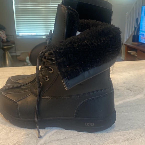 UGG Kids Black Boots size 4 OR women's size 5.5 - Picture 8 of 8